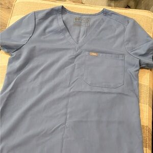 Light Blue FIGS Scrub Set – S Petite Pants / S Regular Top